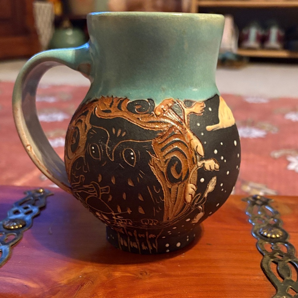 Like New Pitch Pine 24’ Handcrafted Ceramic Owl and Moon Mug